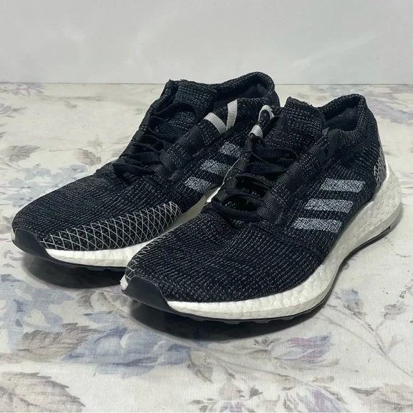 adidas gazelle silver green womens adidas Pureboost 22 Shoes | White/Green
